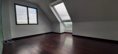 Maison - 112 m² - 4 pièces