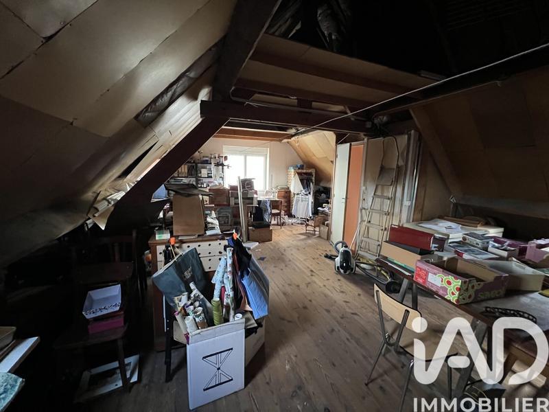 Maison - 140 m² - 12 pièces