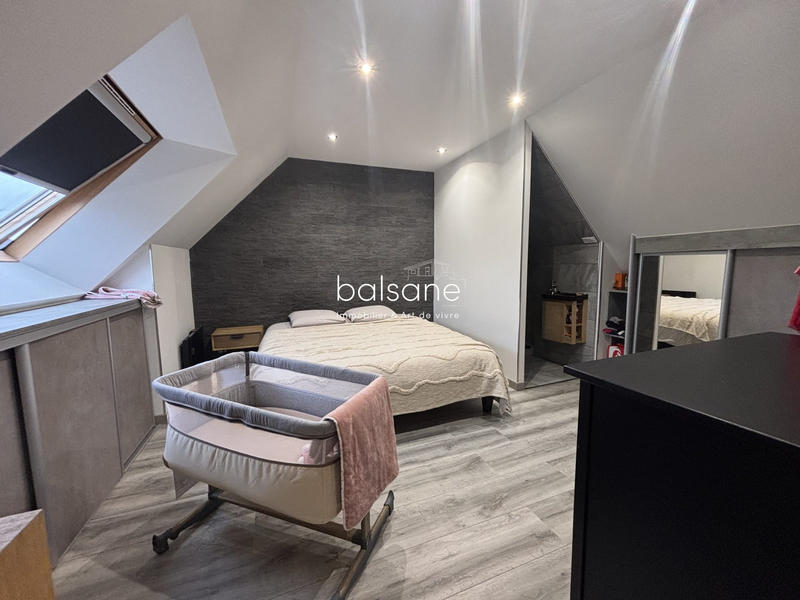 Maison contemporaine - 122 m² - 7 pièces