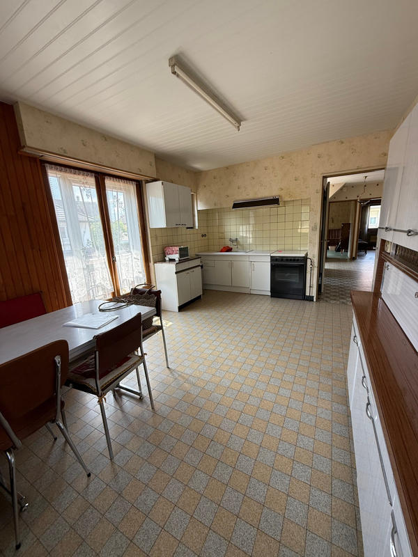 Maison - 131 m² - 7 pièces