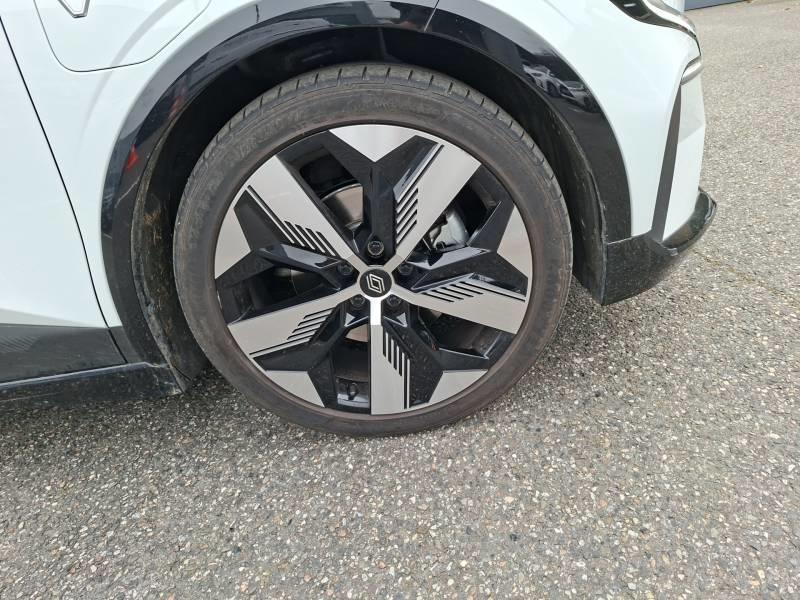 Renault Mégane E-Tech 220 ch autonomie confort Gsr2 Techno