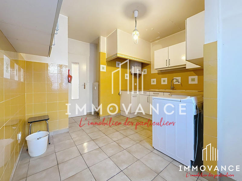 Appartement - 80 m² - 3 pièces