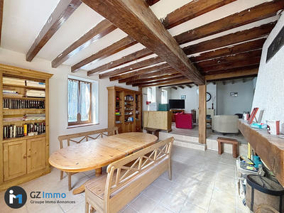 Maison - 177 m² - 7 pièces