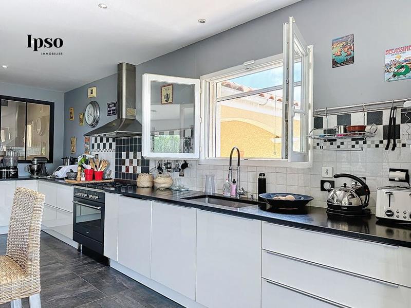 Maison - 209 m² - 6 pièces