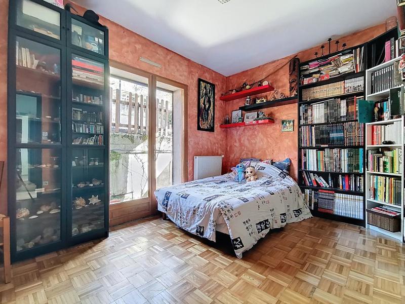 Maison - 192 m² - 5 pièces