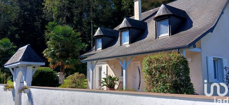 Maison - 135 m² - 6 pièces