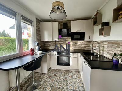 Maison - 82 m² - 4 pièces