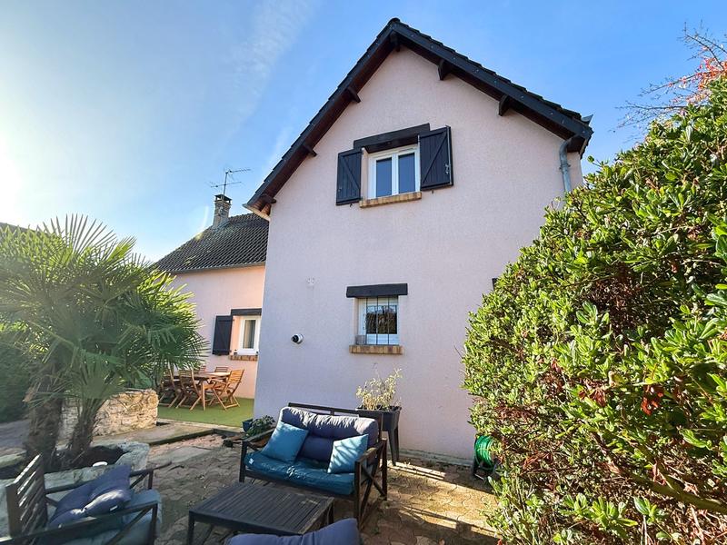 Maison - 165 m² - 6 pièces