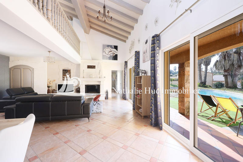 Propriété - 276 m²