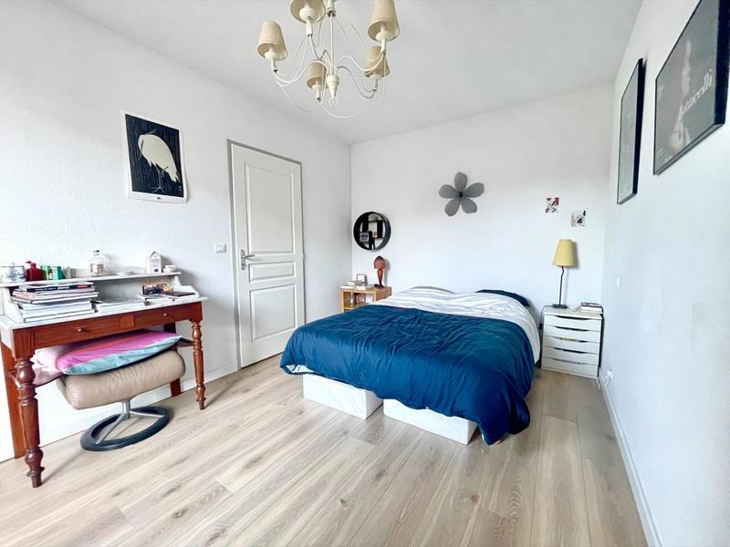 Appartement - 83 m² - 4 pièces