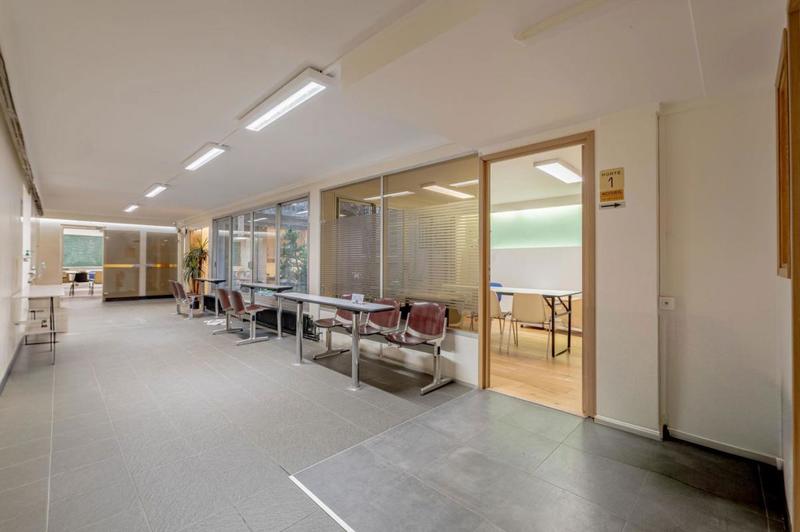 Local commercial - 299 m²