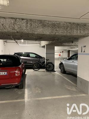 Parking - 11 m²