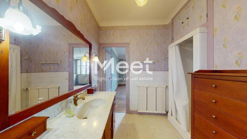 Maison de maîtres - 230 m² - 8 pièces