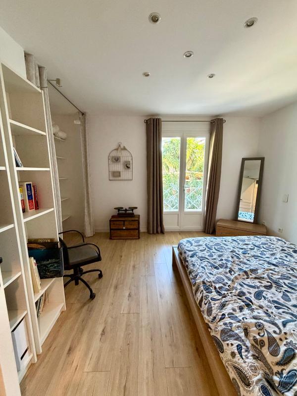 Villa - 185 m² - 5 pièces