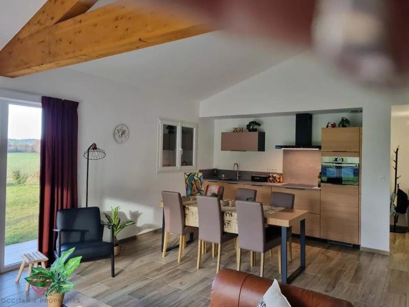 Bungalow - 67 m² - 3 pièces