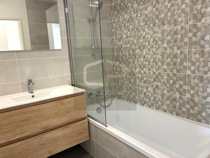 Appartement - 86 m² - 4 pièces