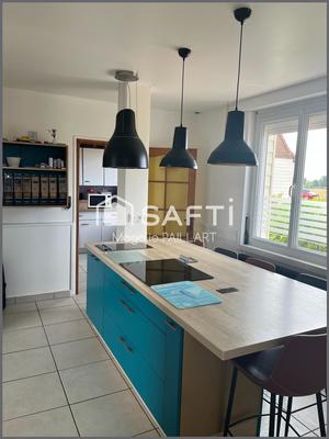 Maison - 166 m² - 10 pièces