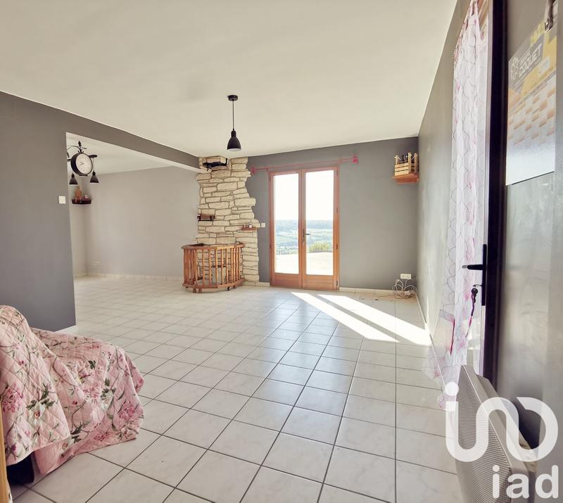 Maison - 101 m² - 5 pièces