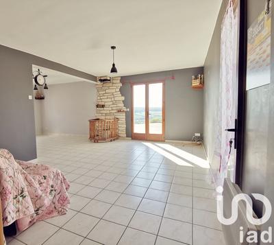 Maison - 101 m² - 5 pièces