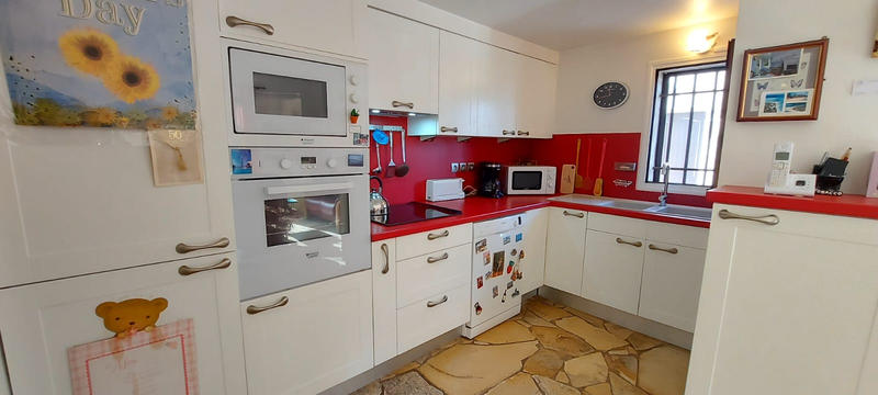 Villa - 100 m² - 4 pièces