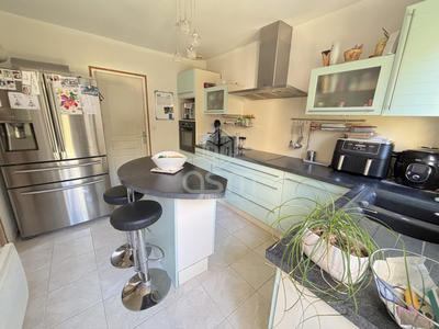 Maison traditionnelle - 164 m² - 6 pièces