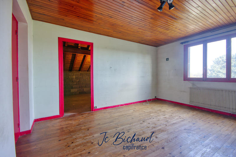 Maison - 254 m² - 6 pièces