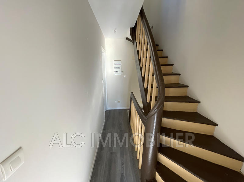 Immeuble - 106 m² - 6 pièces