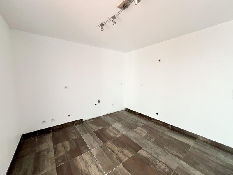 Maison - 199 m² - 7 pièces