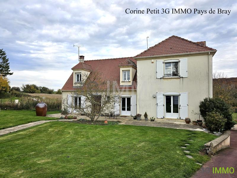 Maison - 193 m² - 8 pièces