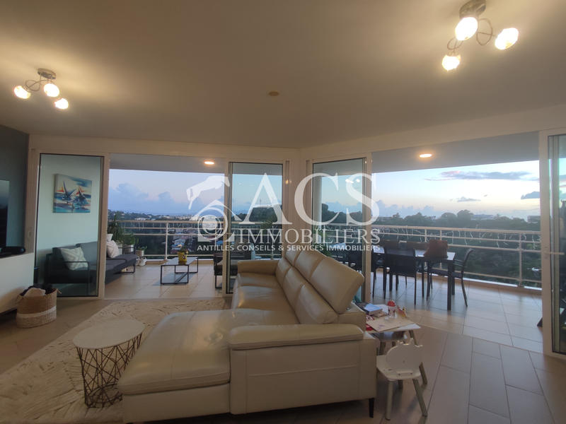 Appartement - 70 m² - 3 pièces