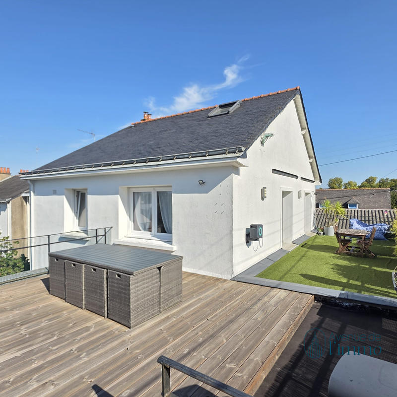 Appartement - 82 m² - 3 pièces