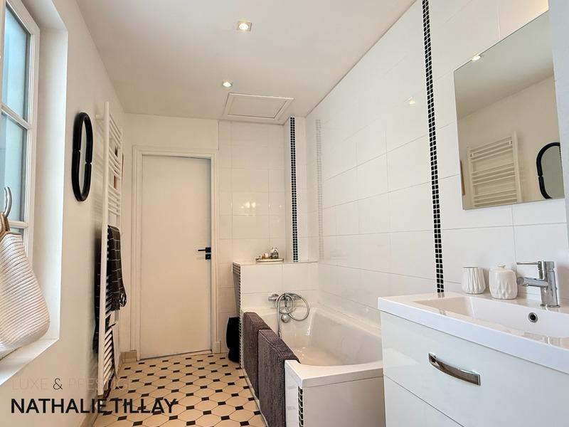 Maison bourgeoise - 164 m² - 7 pièces