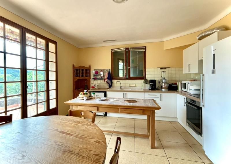 Maison - 146 m² - 6 pièces