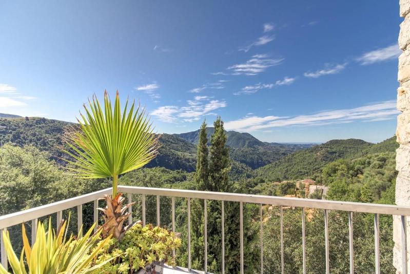 Villa - 206 m² - 6 pièces