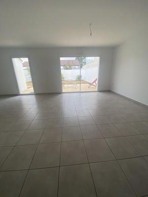 Maison - 94 m² - 5 pièces