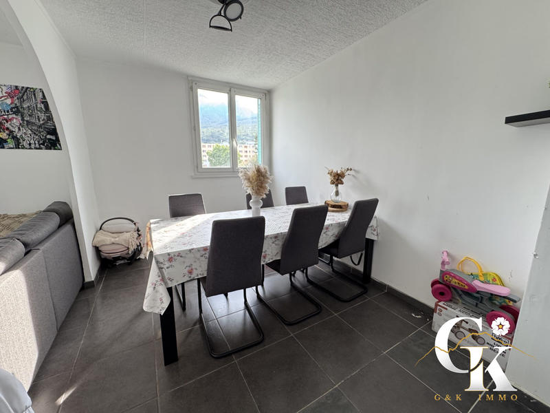 Appartement - 68 m² - 4 pièces