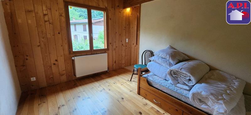 Maison - 236 m² - 7 pièces