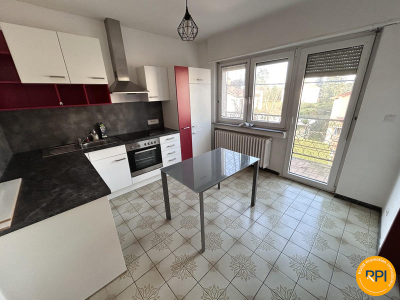 Maison - 206 m² - 10 pièces