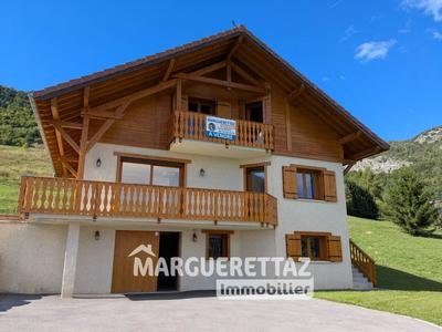 Maison - 124 m² - 5 pièces