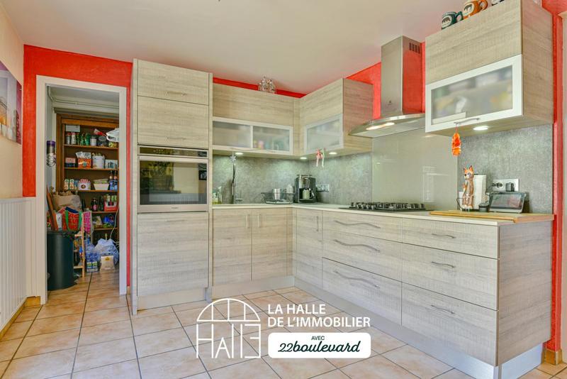 Pavillon - 114 m² - 6 pièces