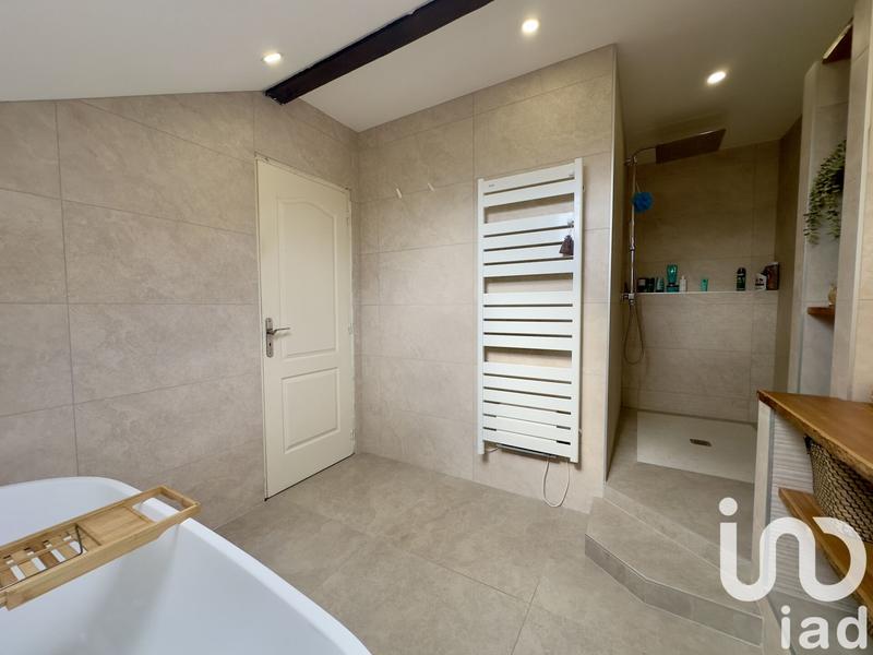 Maison - 167 m² - 6 pièces