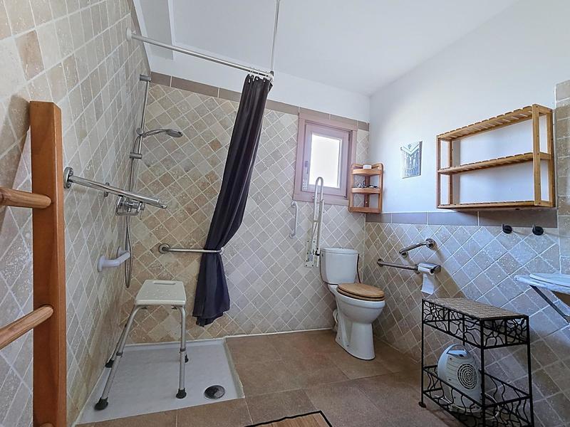 Maison - 170 m² - 9 pièces