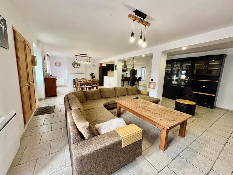 Maison - 156 m² - 4 pièces