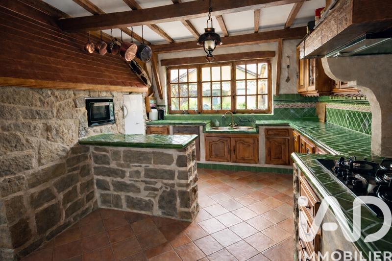 Maison - 150 m² - 5 pièces