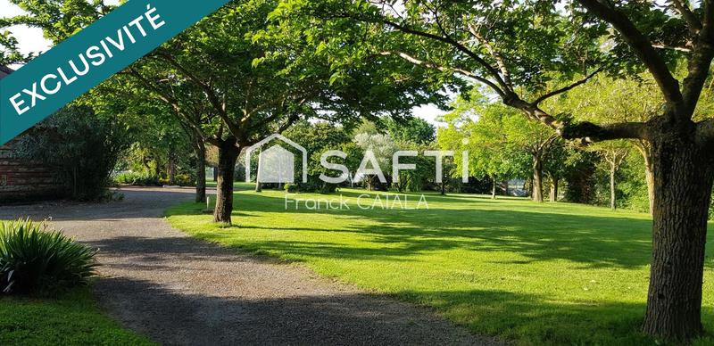 Maison - 400 m² - 12 pièces