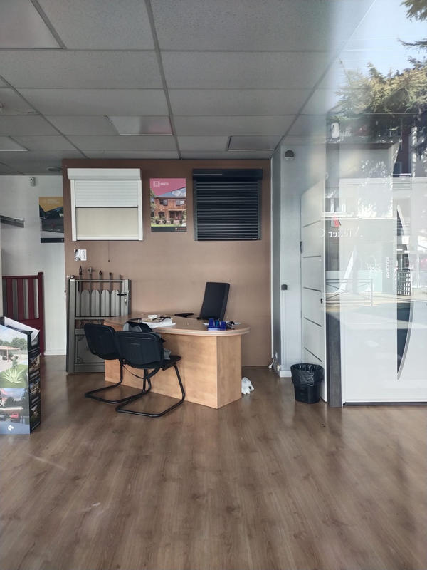 Local commercial - 110 m²