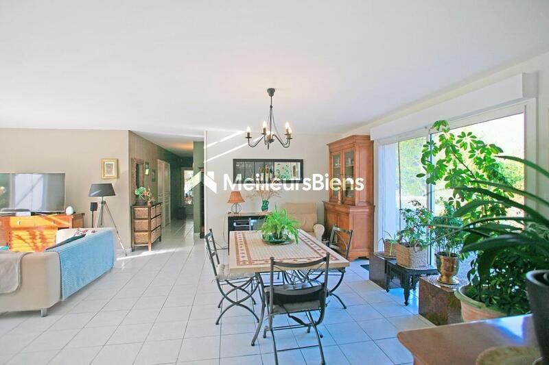 Maison - 170 m² - 6 pièces