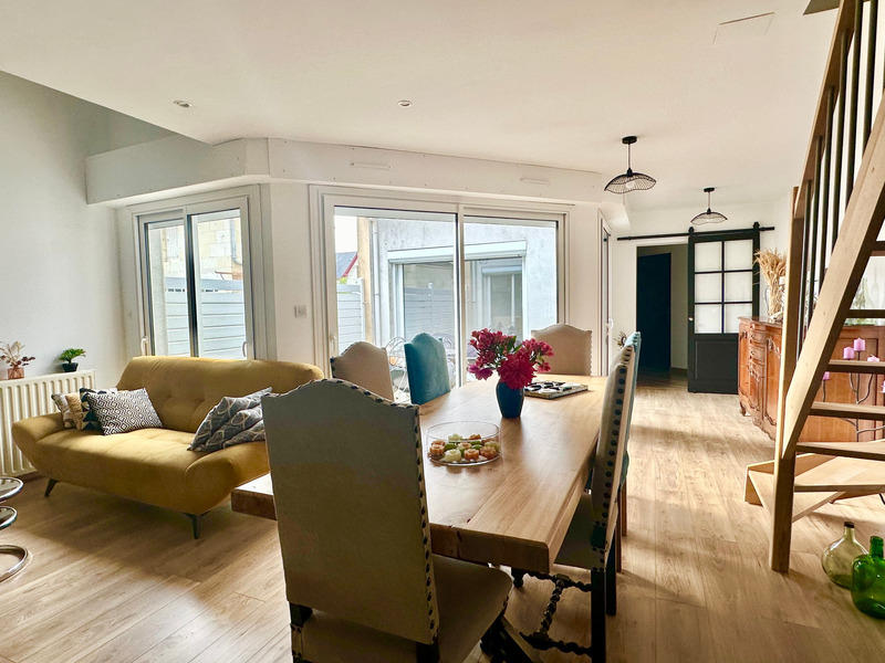 Appartement - 89 m² - 5 pièces