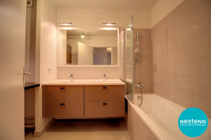 Appartement - 92 m² - 4 pièces