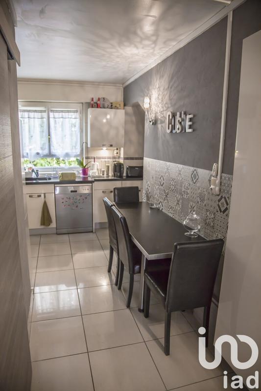 Appartement - 112 m² - 7 pièces